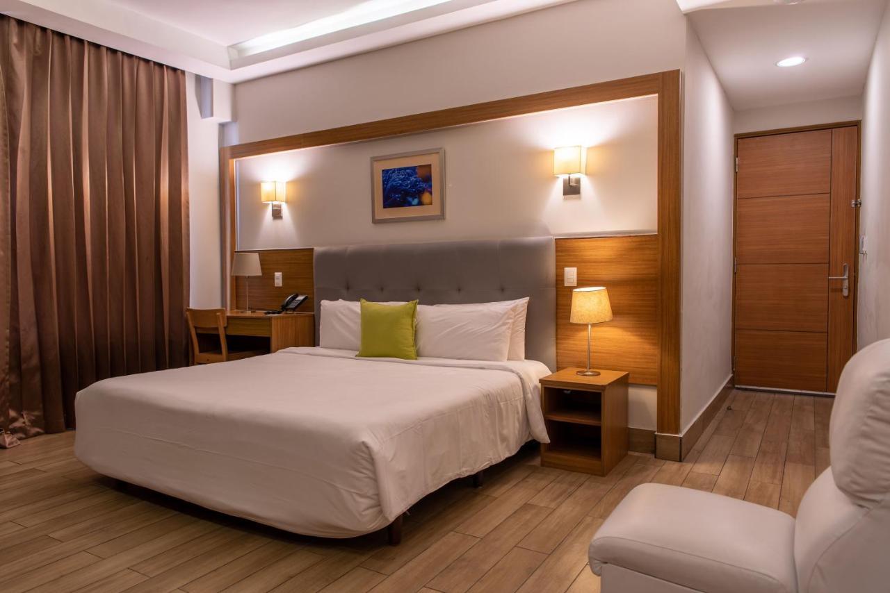 Weston Suites Hotel Santo Domingo Exteriér fotografie